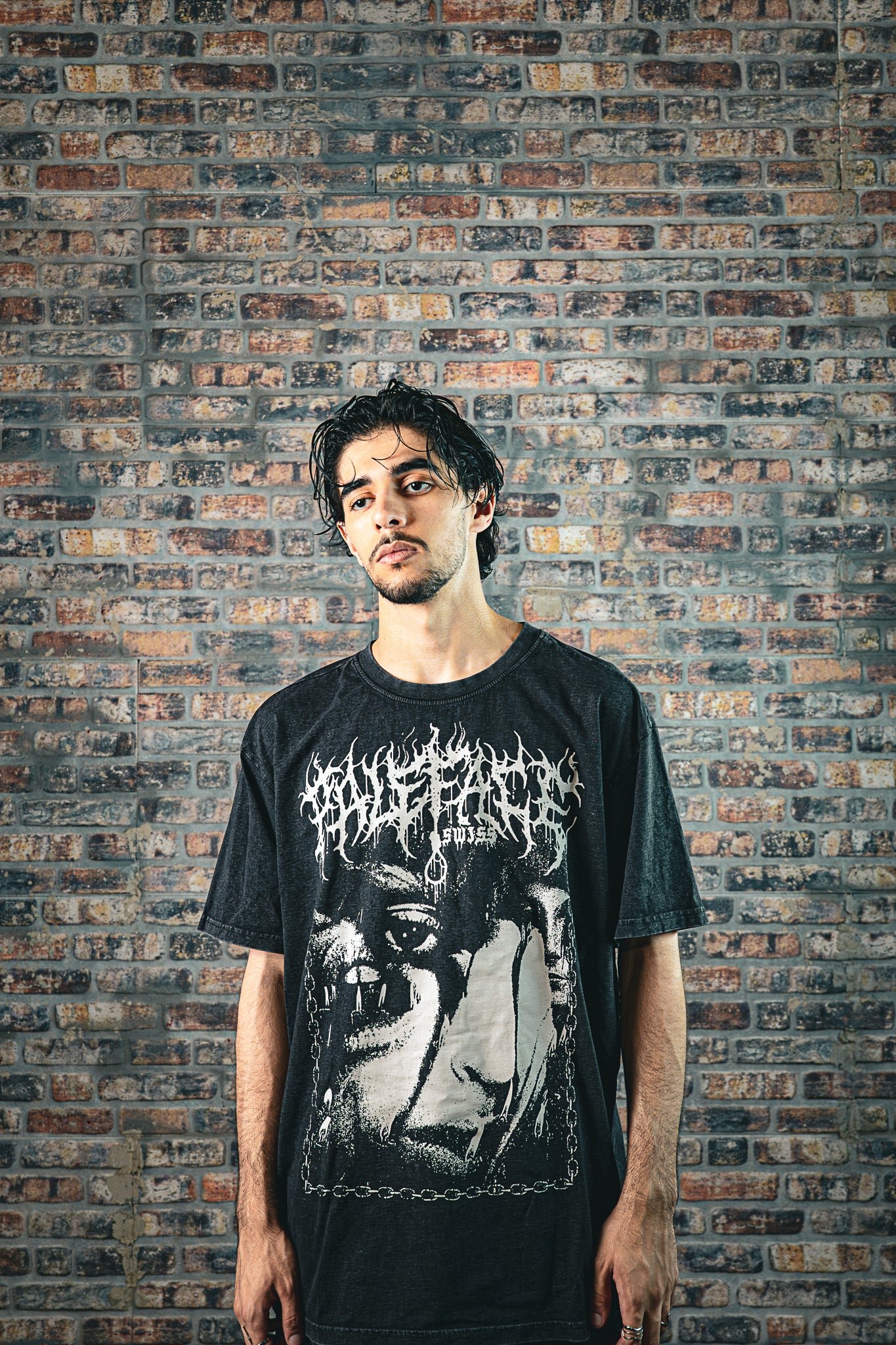 "Vintage Faces" - Washed Shirt