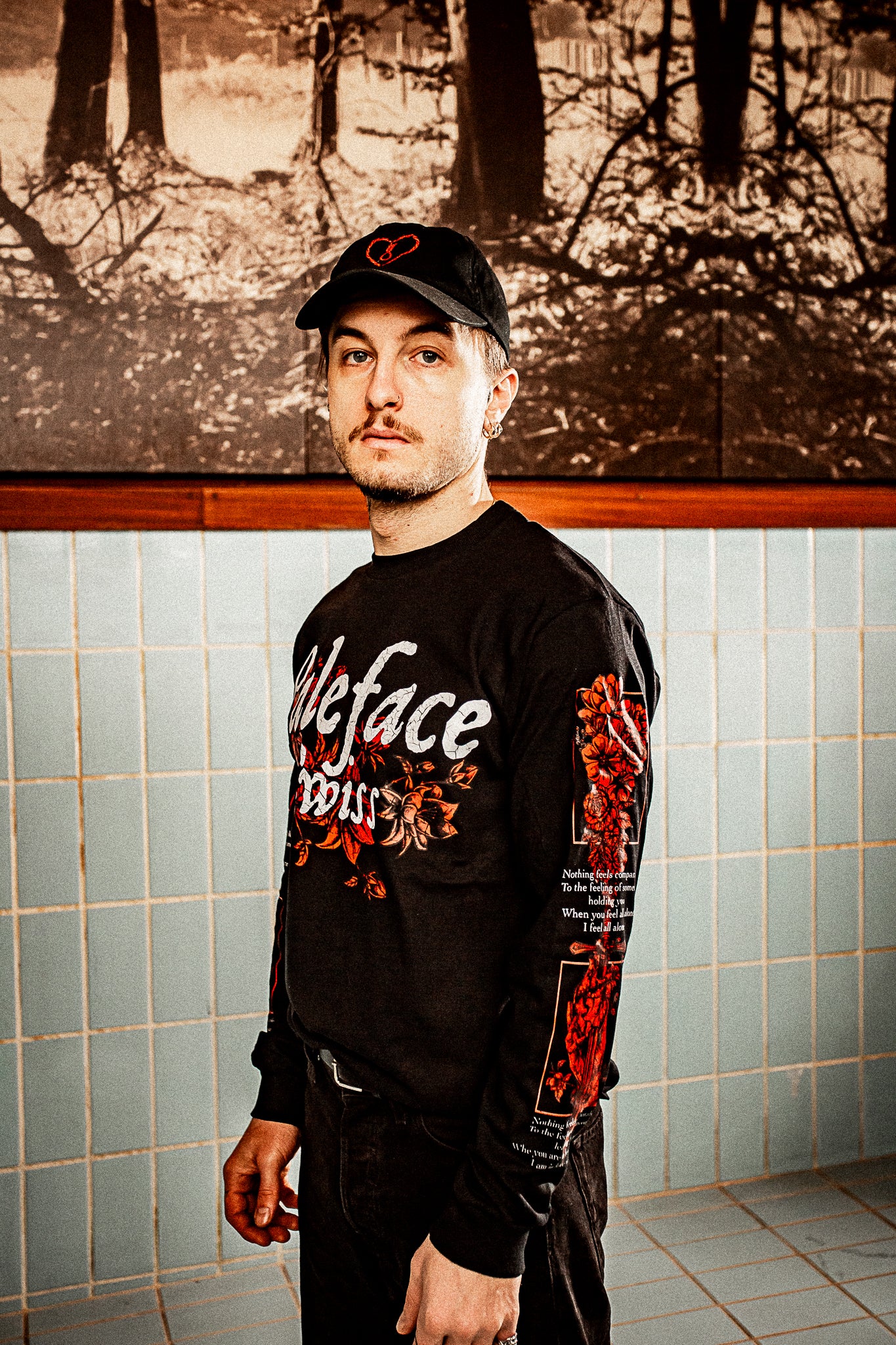 VALENTINES EVERYTHING IS FINE (RED) LONGSLEEVE