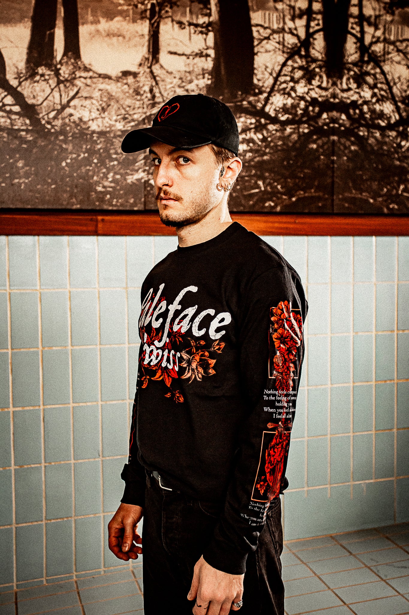 VALENTINES EVERYTHING IS FINE (RED) LONGSLEEVE